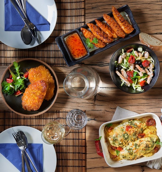 Plukon Poultry Table